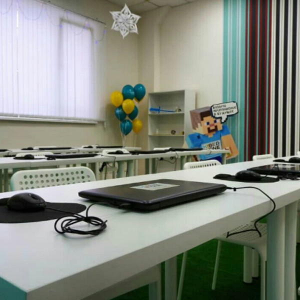 KIBERone для будущих КиберГероев в Ижевске! - КИБЕРшкола программирования для детей, компьютерные курсы для школьников, начинающих и подростков - KIBERone г. Куркино